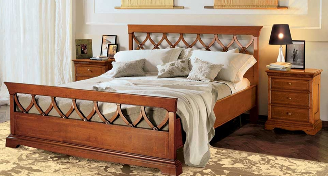 Camere da letto classiche in legno Made in Italy